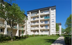 t3 à la location -   18200  SAINT AMAND MONTROND, surface 76 m2 location t3 - UBI472048526